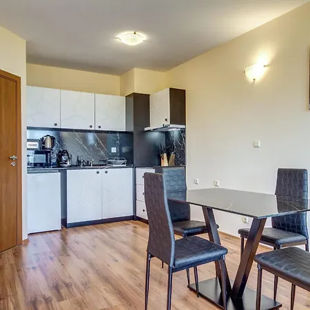 Panoramic Mountain Views 1bd By Flаt Mаnаgеr Апартаменты Пампорово